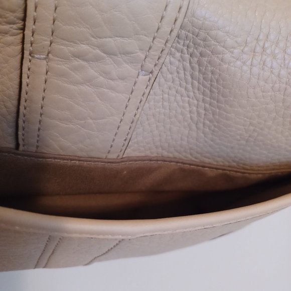 Coach Vintage Small Flap Hobo Shoulder Bag F10909 - Picture 4 of 11